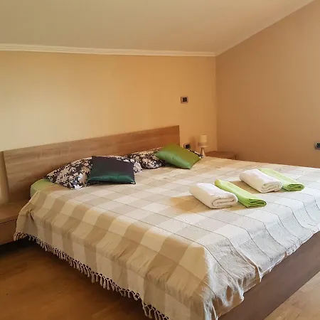 Razman Apartment *